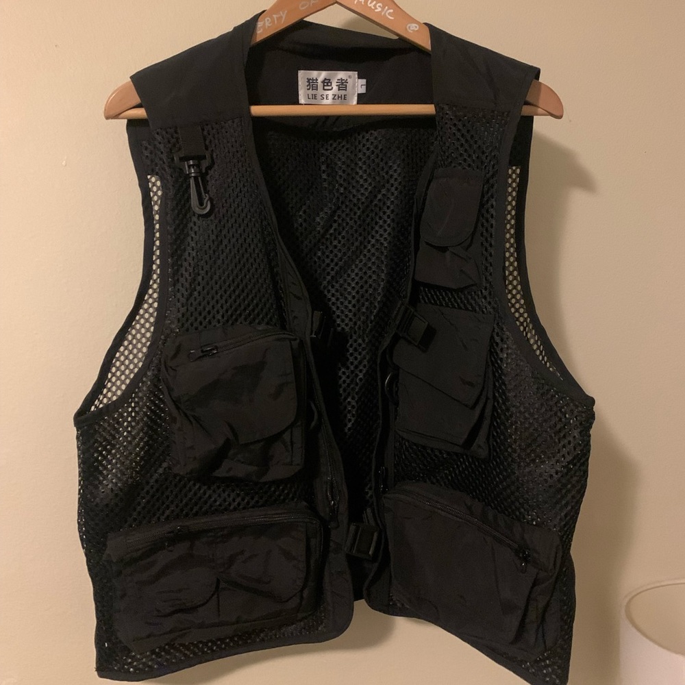 Synthtic Polyester and nylon utlilty vest